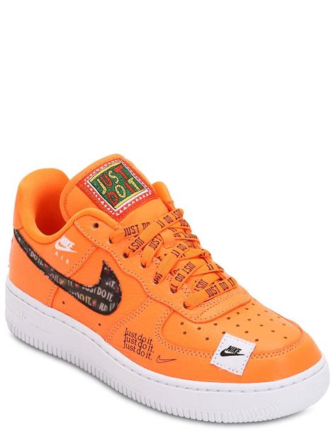 nike sneakers wit oranje|Oranje Nike sneakers .